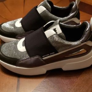 Gently worn Micheal Kors tennis shoes